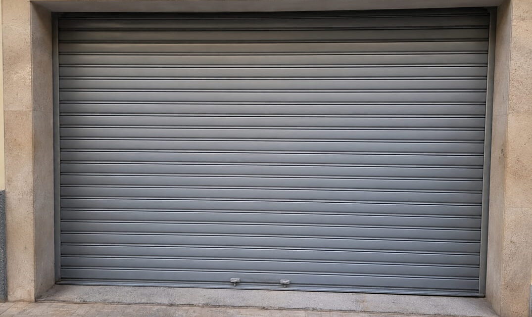 Reparación de puertas de garaje en Paterna